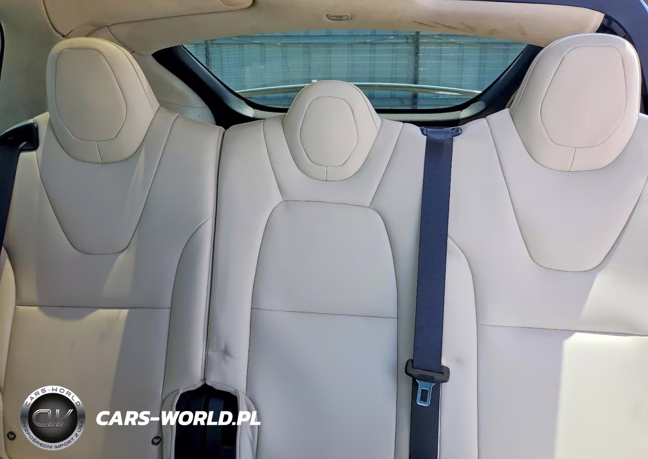 2019 Tesla Model X VIN:5YJXCAE25KF152947 - 10