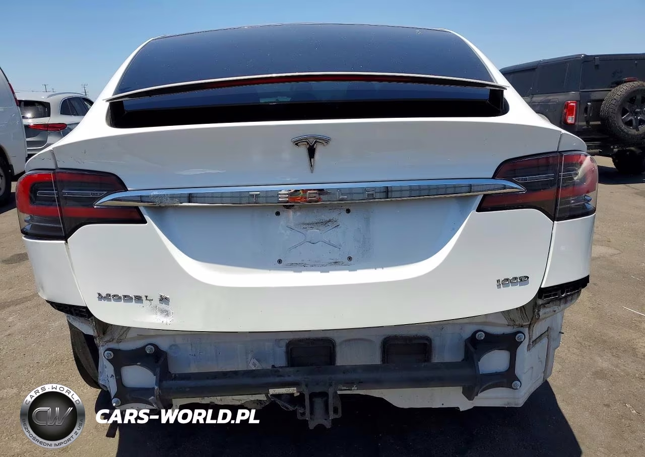 2019 Tesla Model X VIN:5YJXCAE25KF152947 - 6