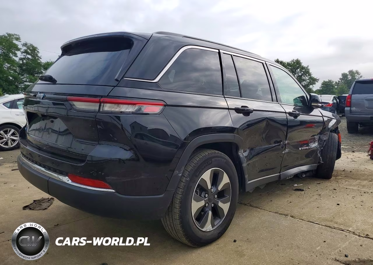 2024 Jeep Grand Cherokee Limited 4Xe VIN:1C4RJYB69RC120301 - 3