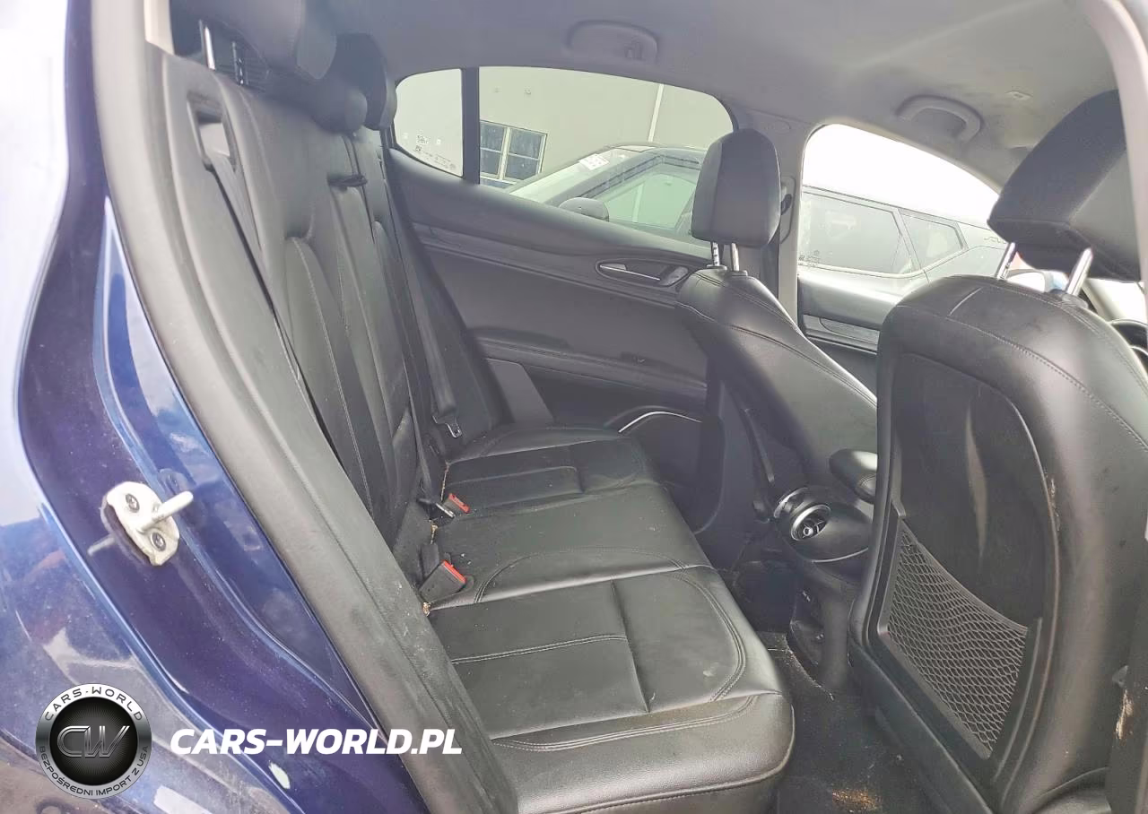 2021 Alfa Romeo Stelvio Sport VIN:ZASPAKAN3M7D09967 - 11