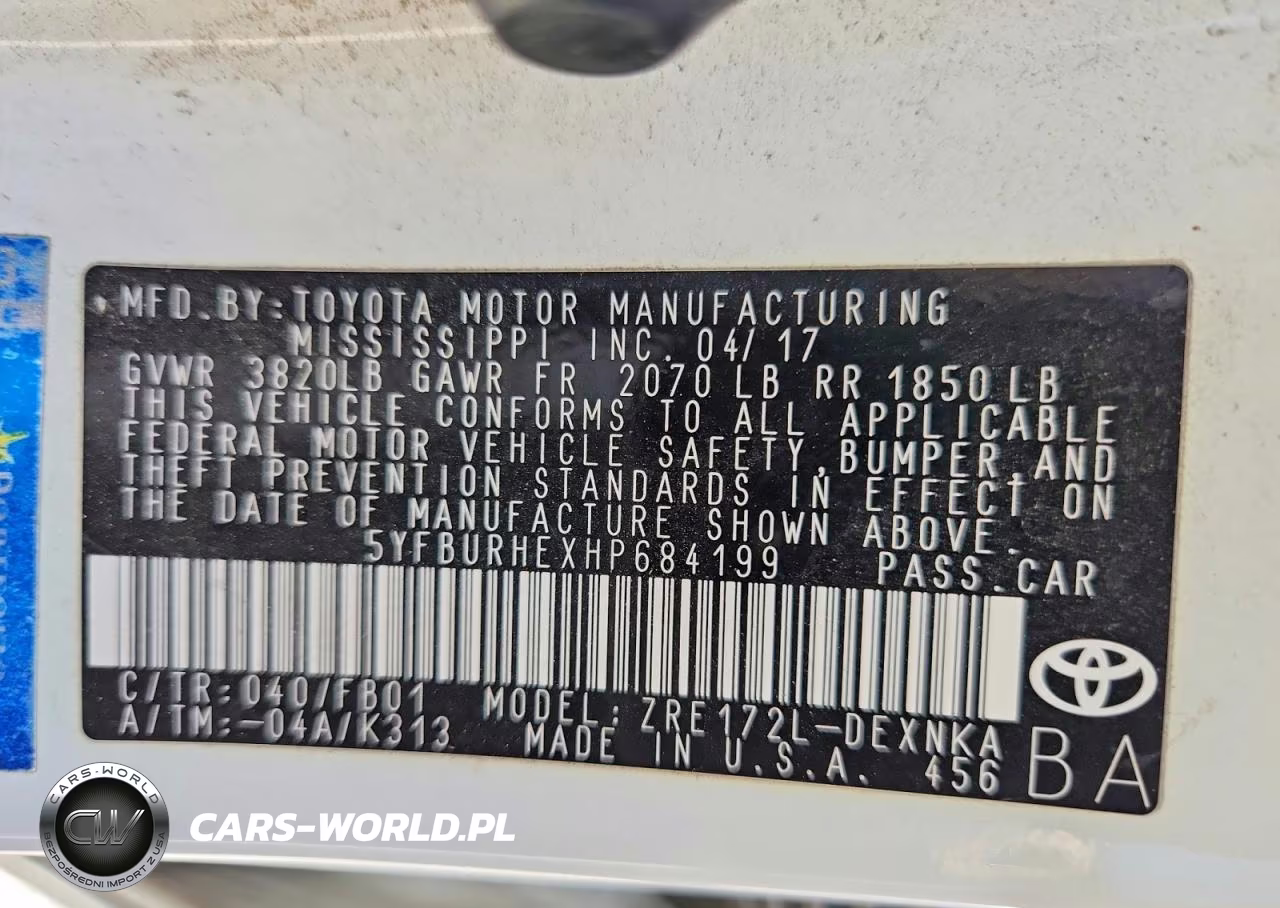 2017 Toyota Corolla Le VIN:5YFBURHEXHP684199 - 12