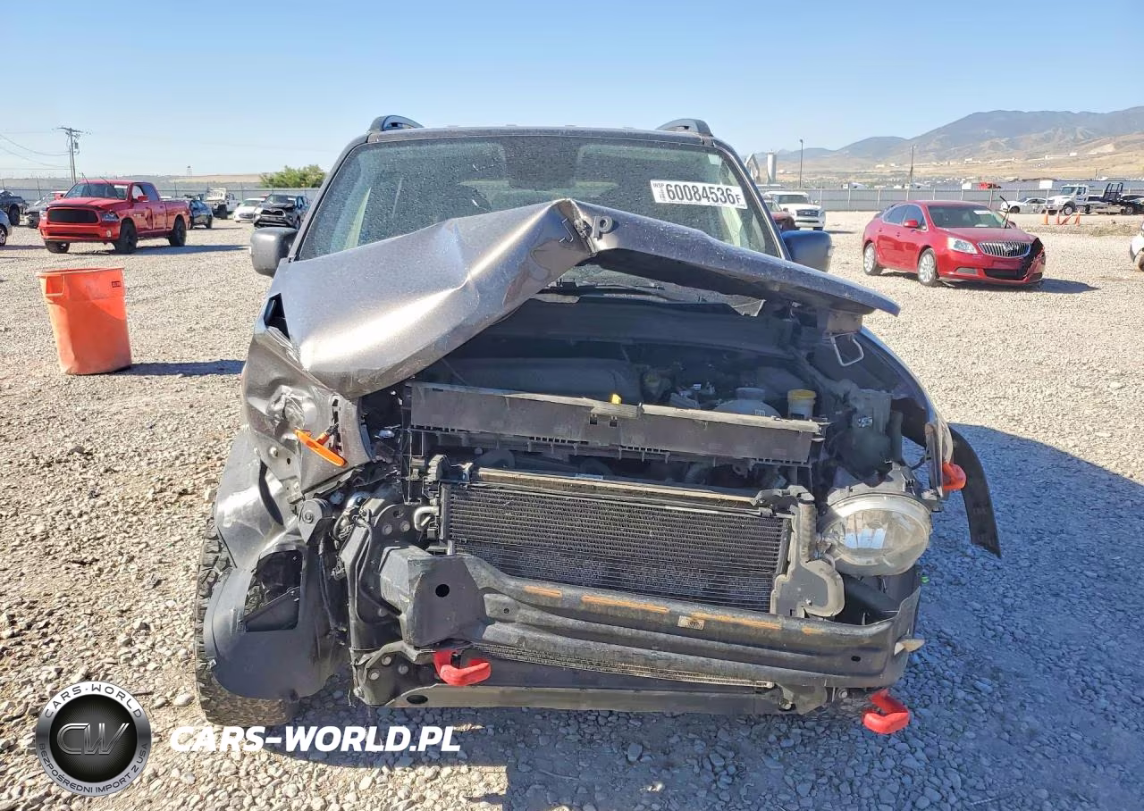 2018 Jeep Renegade Trailhawk VIN:ZACCJBCBXJPH41108 - 5