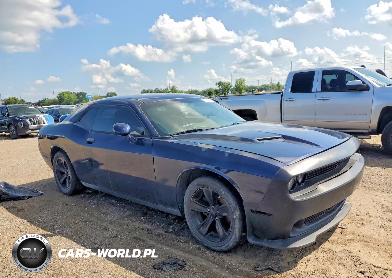 2015 Dodge Challenger Sxt VIN:2C3CDZAG0FH700210 - 4