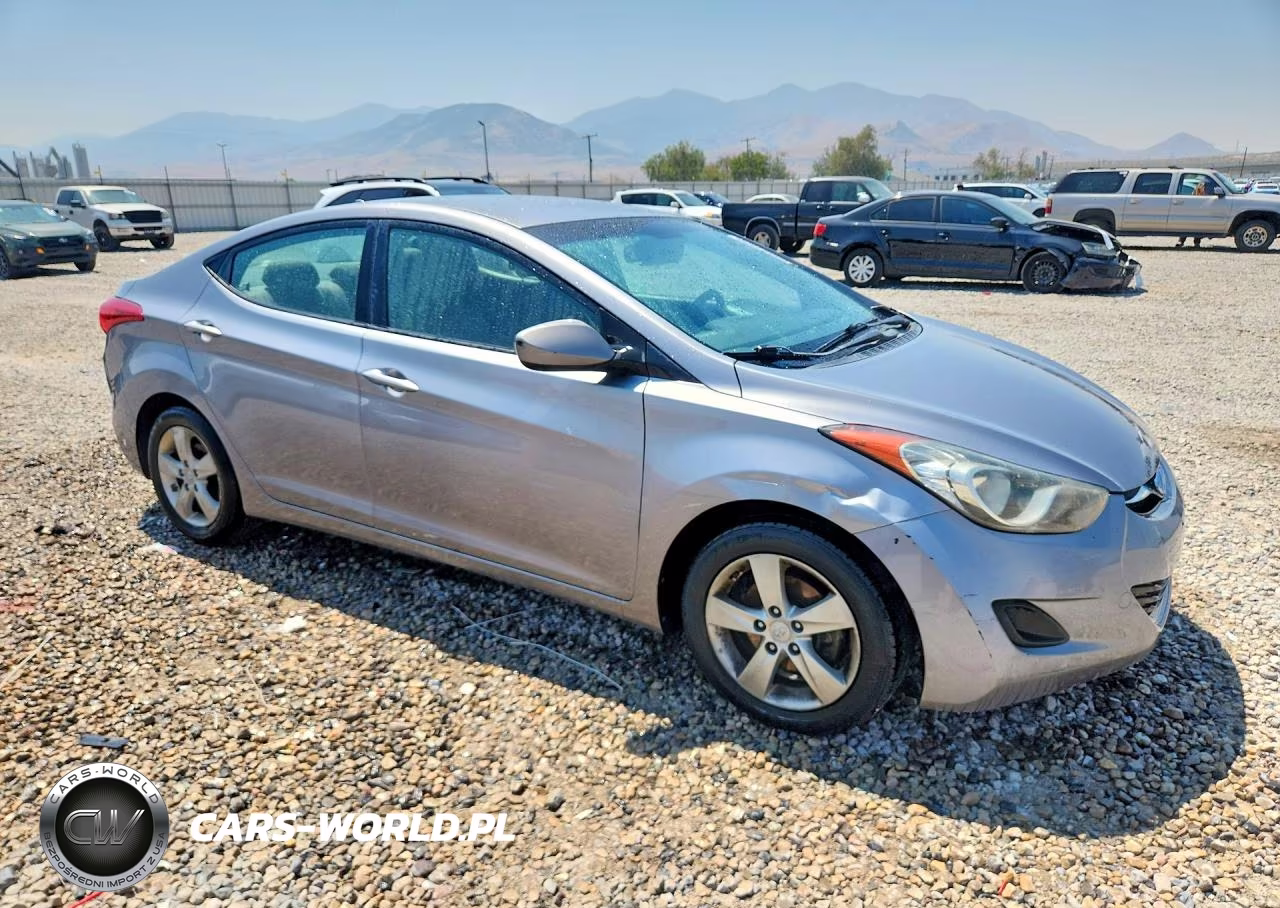 2013 Hyundai Elantra Gls VIN:KMHDH4AE9DU702954 - 4