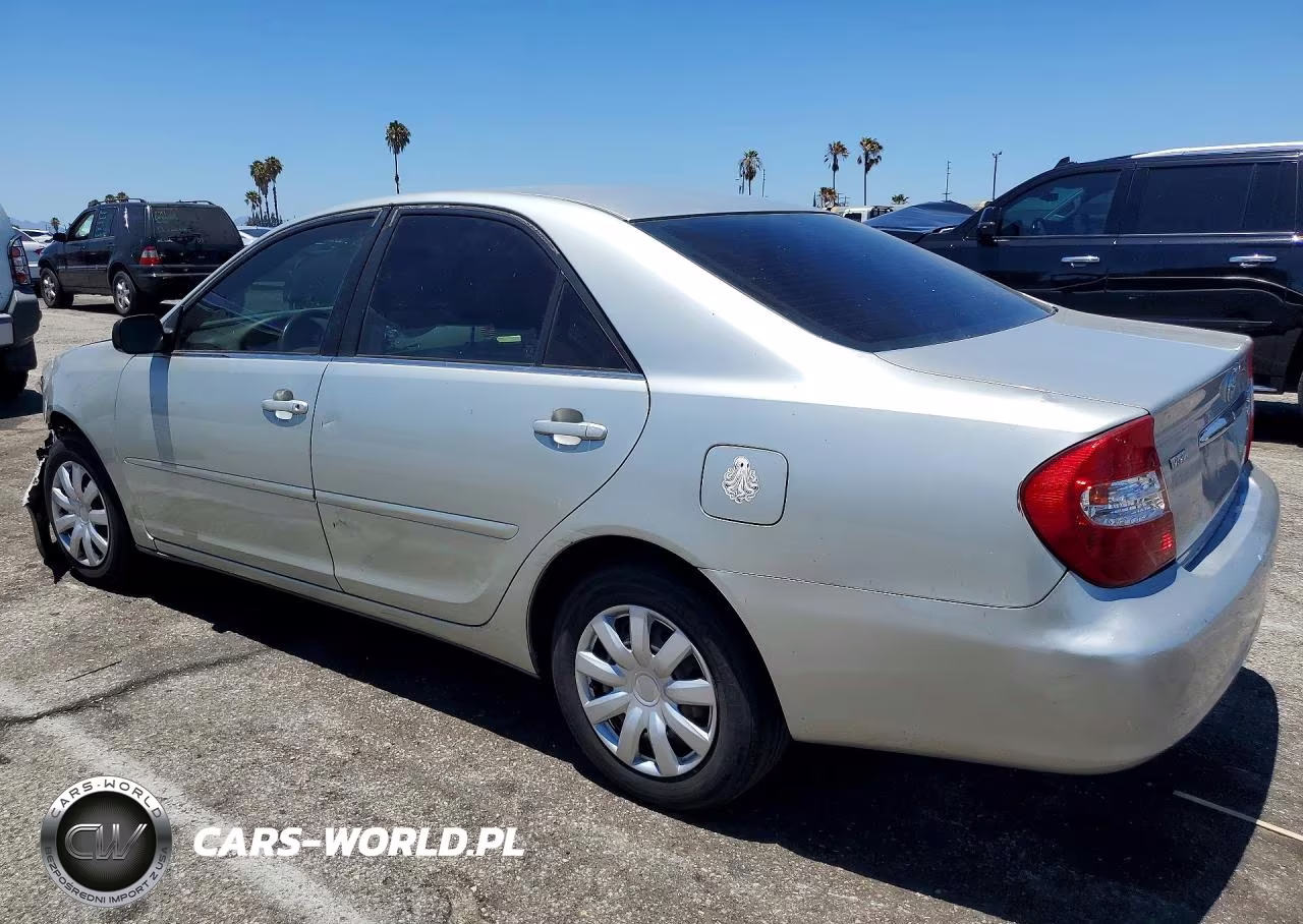 2002 Toyota Camry Le VIN:JTDBE32K720038502 - 2