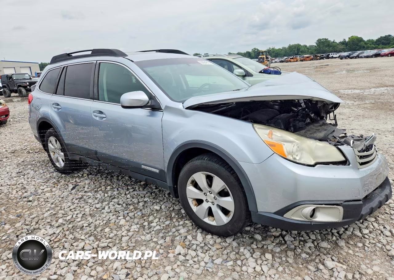 2012 Subaru Outback 2.5I Premium VIN:4S4BRCGC0C3261692 - 4