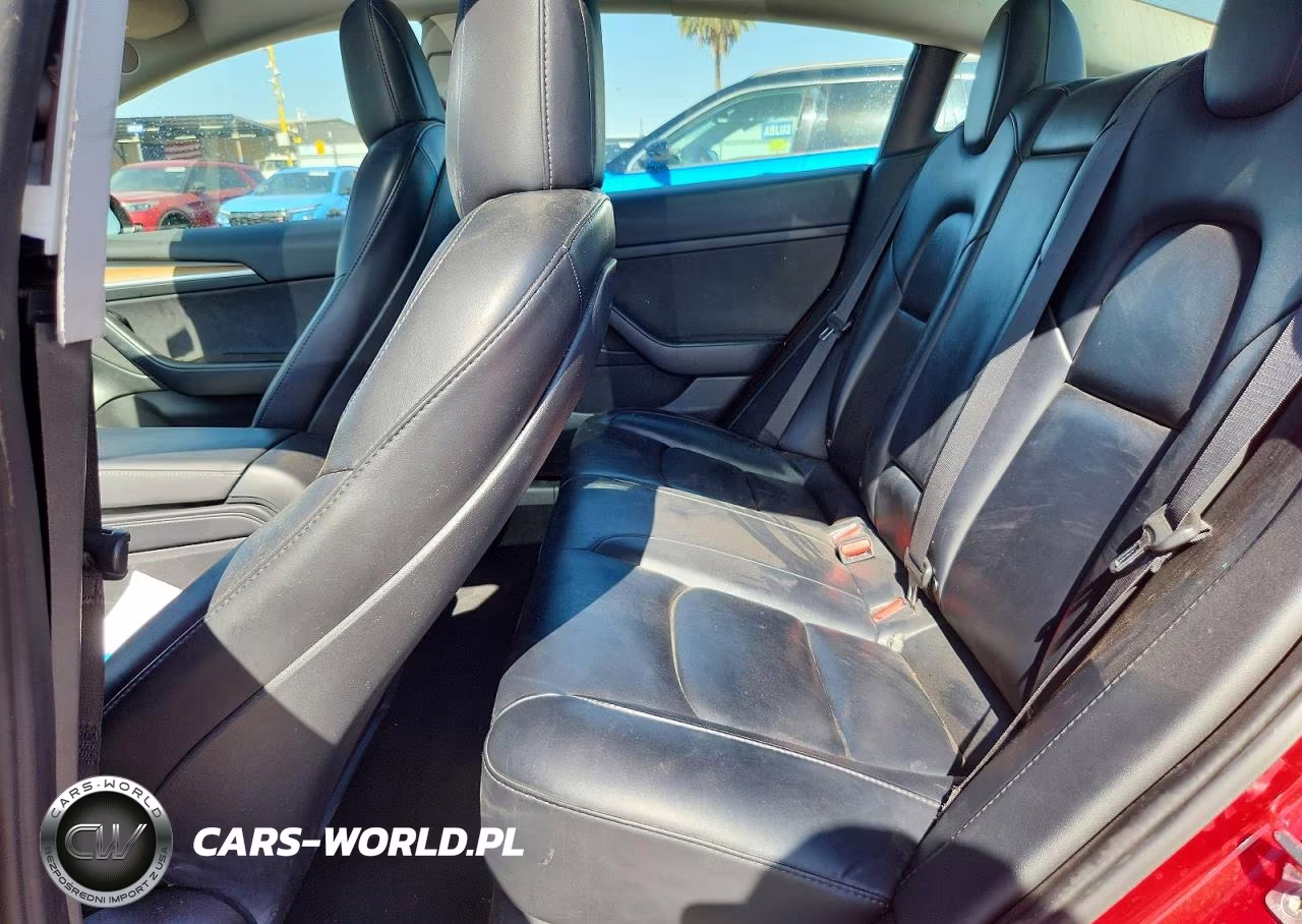 2022 Tesla Model 3 VIN:5YJ3E1EA1NF303934 - 10