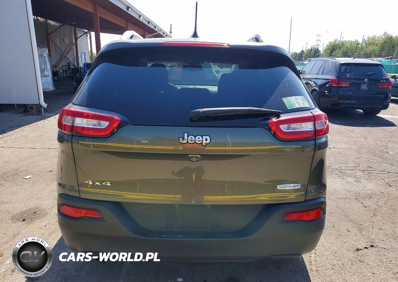 2018 Jeep Cherokee Latitude VIN:1C4PJMCB7JD602291 - 6
