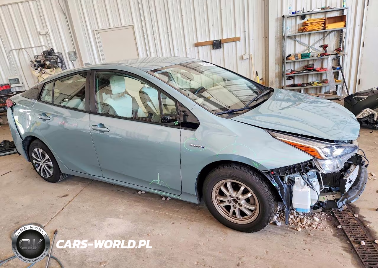 2019 Toyota Prius Xle Awd-E VIN:JTDL9RFU6K3005156 - 4