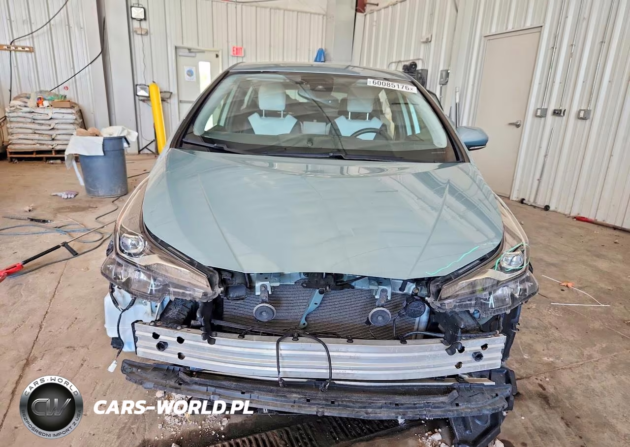 2019 Toyota Prius Xle Awd-E VIN:JTDL9RFU6K3005156 - 5
