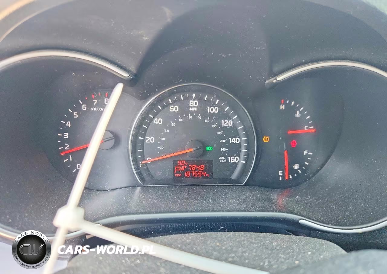 2014 Kia Sorento Lx VIN:5XYKT3A69EG425030 - 9