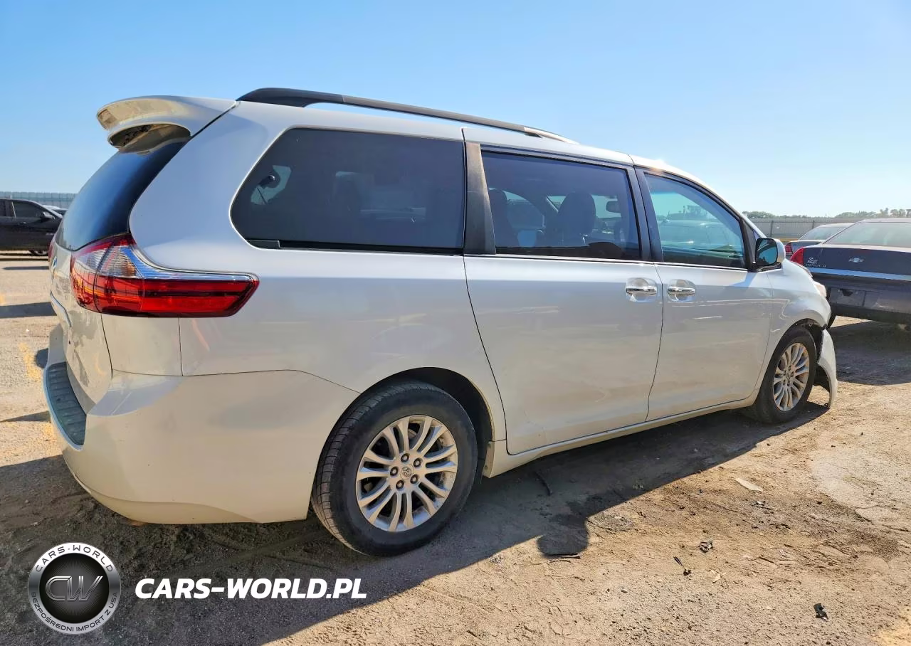 2015 Toyota Sienna Xle 8-Passenger VIN:5TDYK3DC1FS622115 - 3