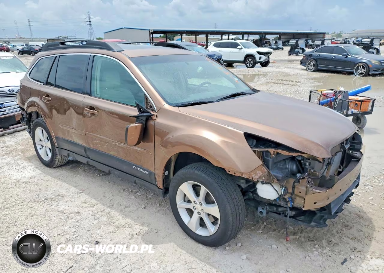 2013 Subaru Outback 3.6R Limited VIN:4S4BRDKCXD2316833 - 4