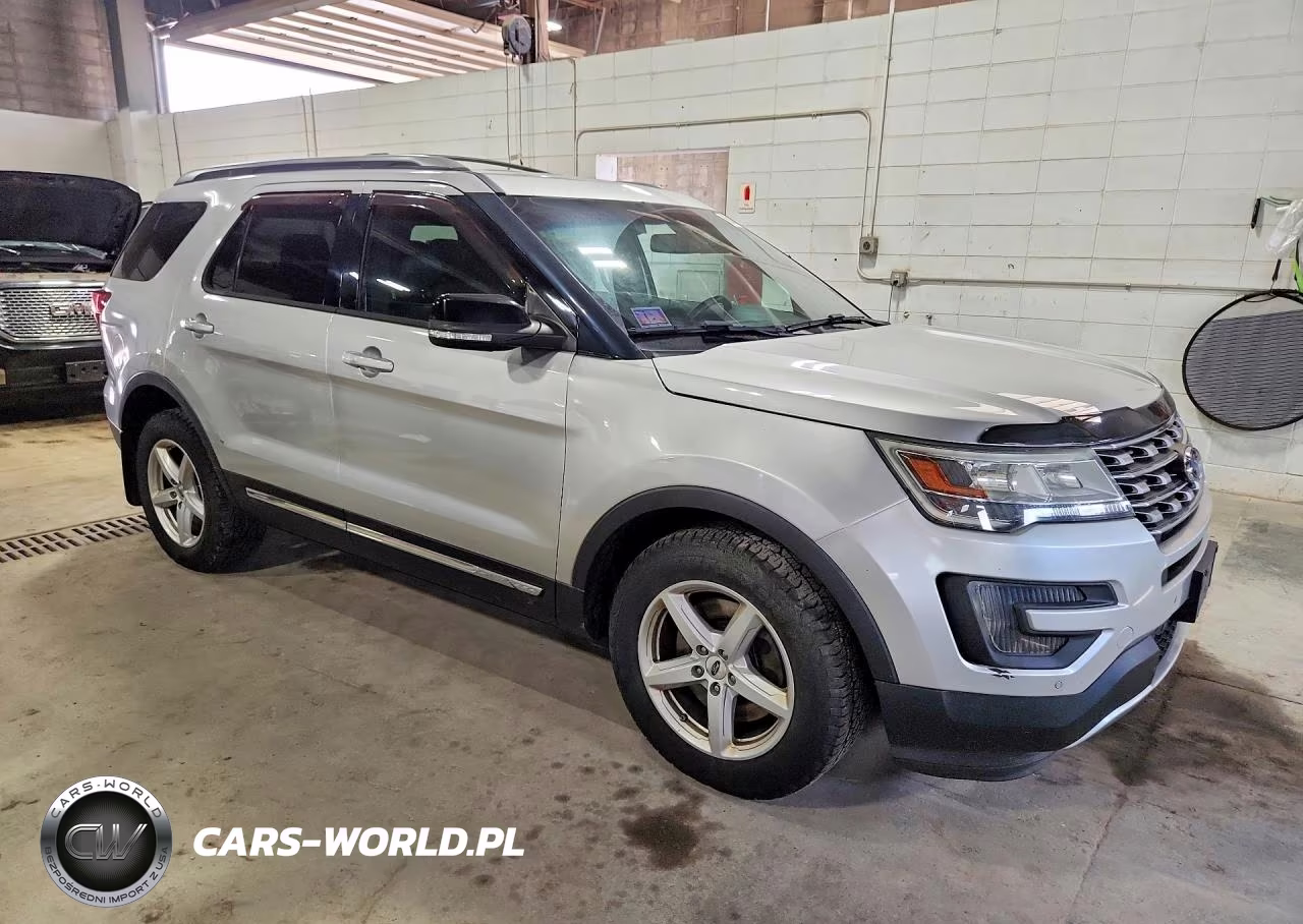 2016 Ford Explorer Xlt VIN:1FM5K8D87GGD19715 - 4