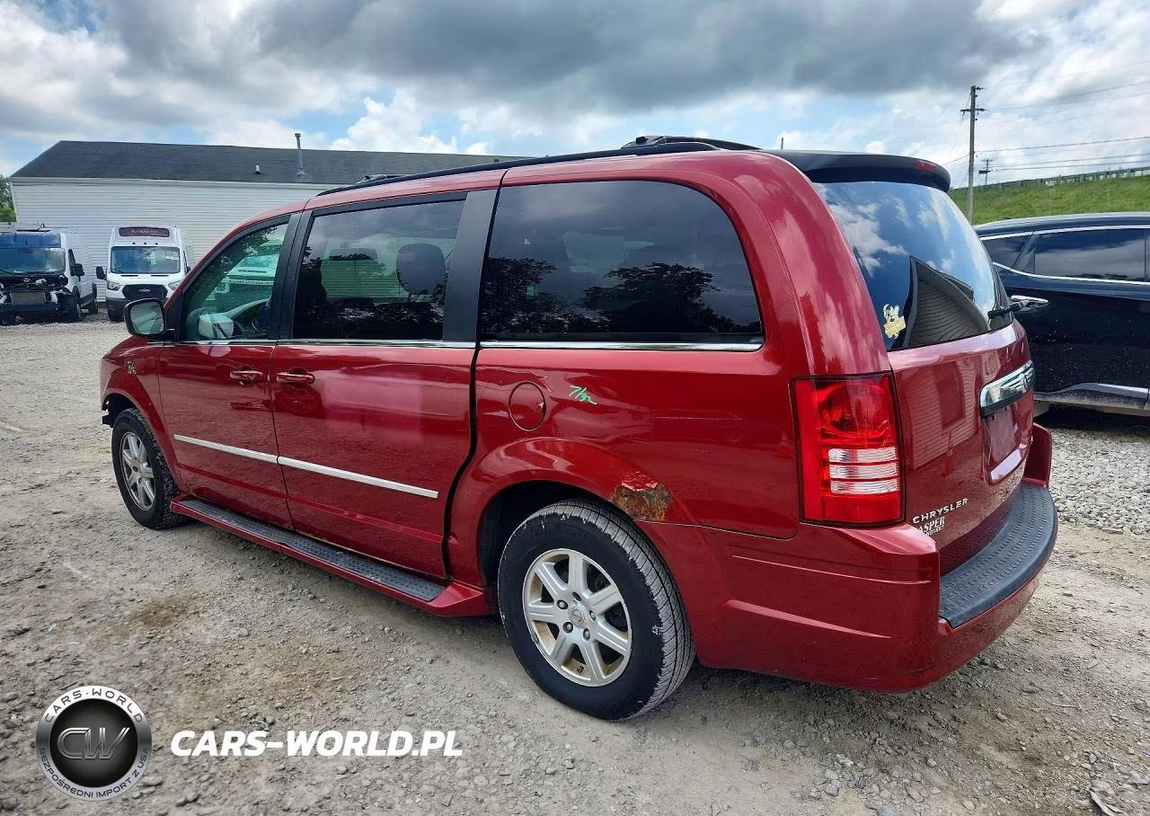 2010 Chrysler Town & Country Touring VIN:2A4RR5D17AR126628 - 2