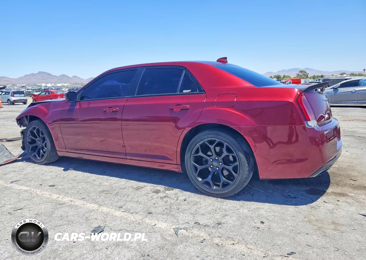 2019 Chrysler 300 S VIN:2C3CCABG4KH585415 - 2