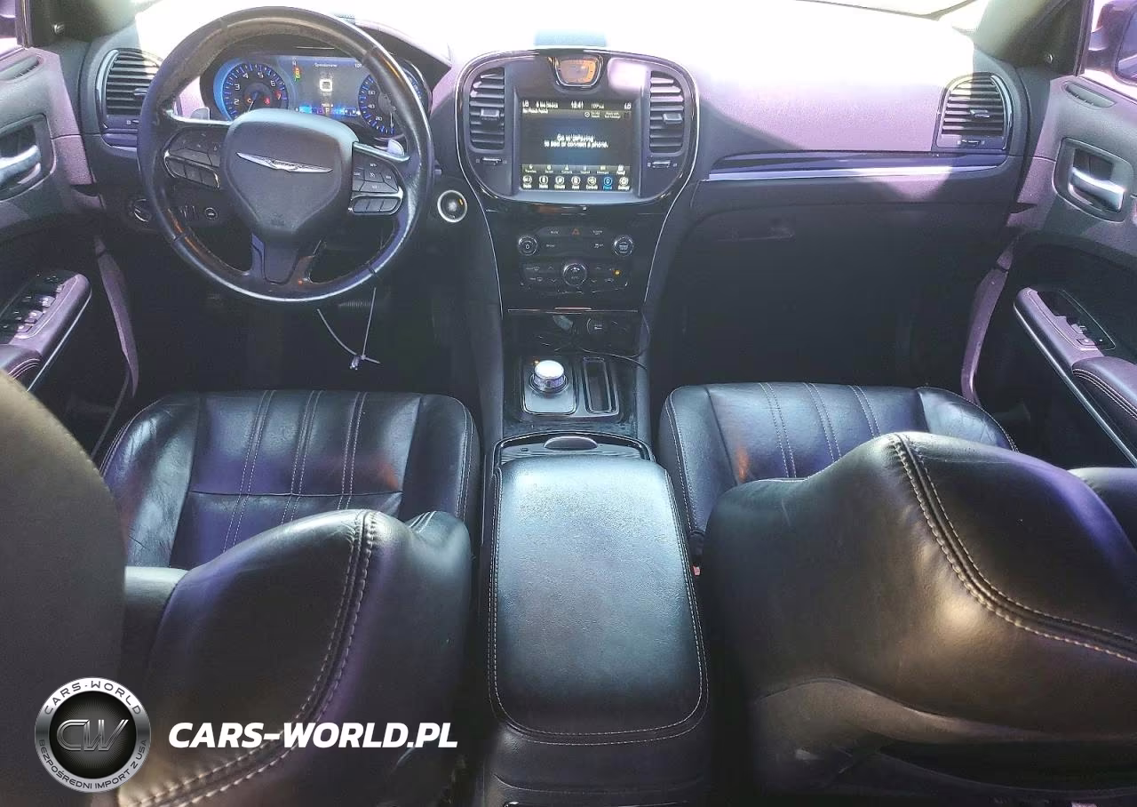 2019 Chrysler 300 S VIN:2C3CCABG4KH585415 - 8