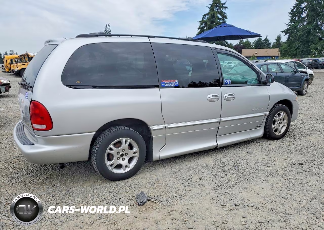 2000 Dodge Grand Caravan Se VIN:2B4GP44R3YR666620 - 3