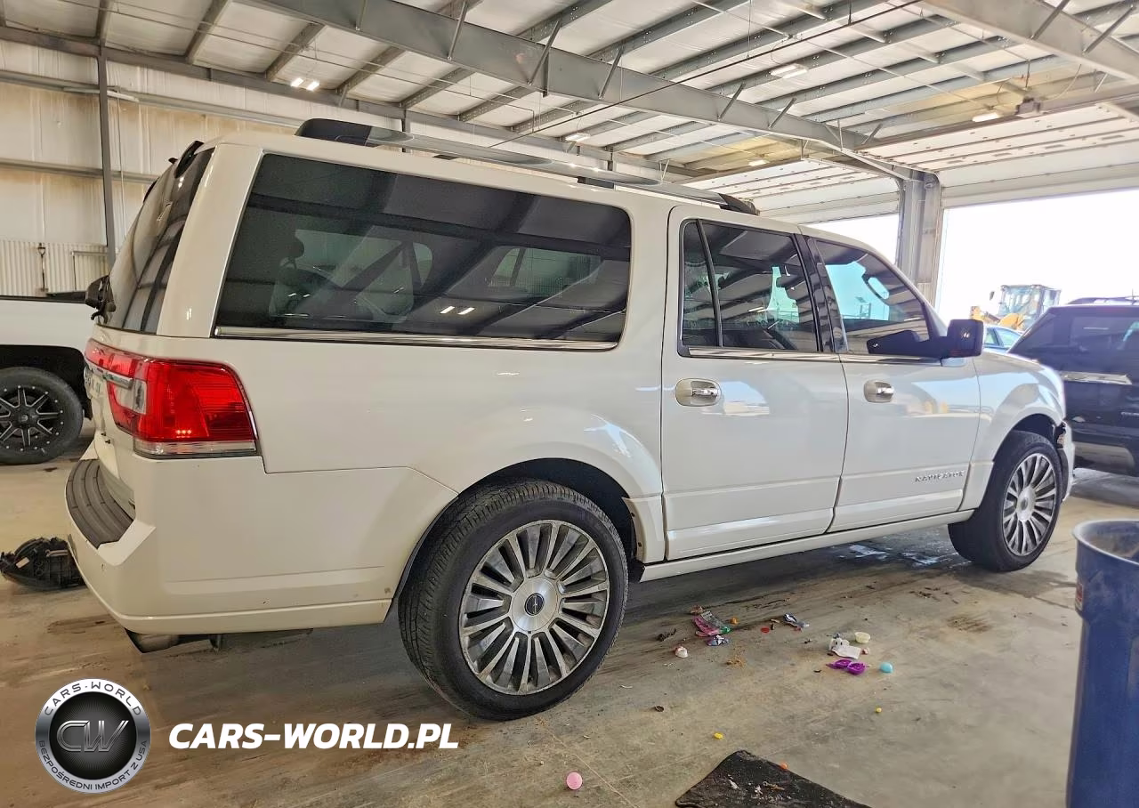 2015 Lincoln Navigator L VIN:5LMJJ3JT0FEJ12412 - 3