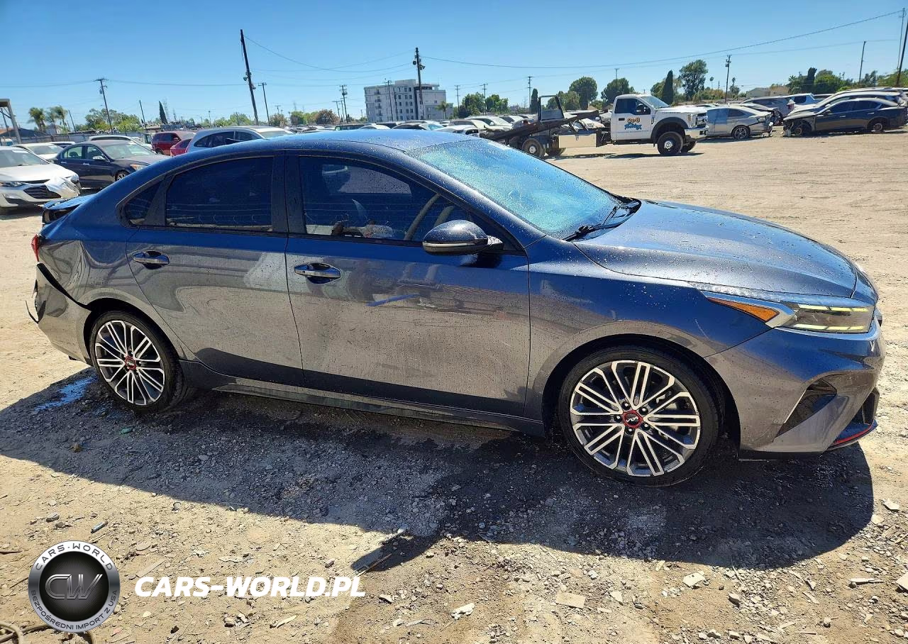 2022 Kia Forte Gt VIN:3KPF44AC5NE493249 - 4