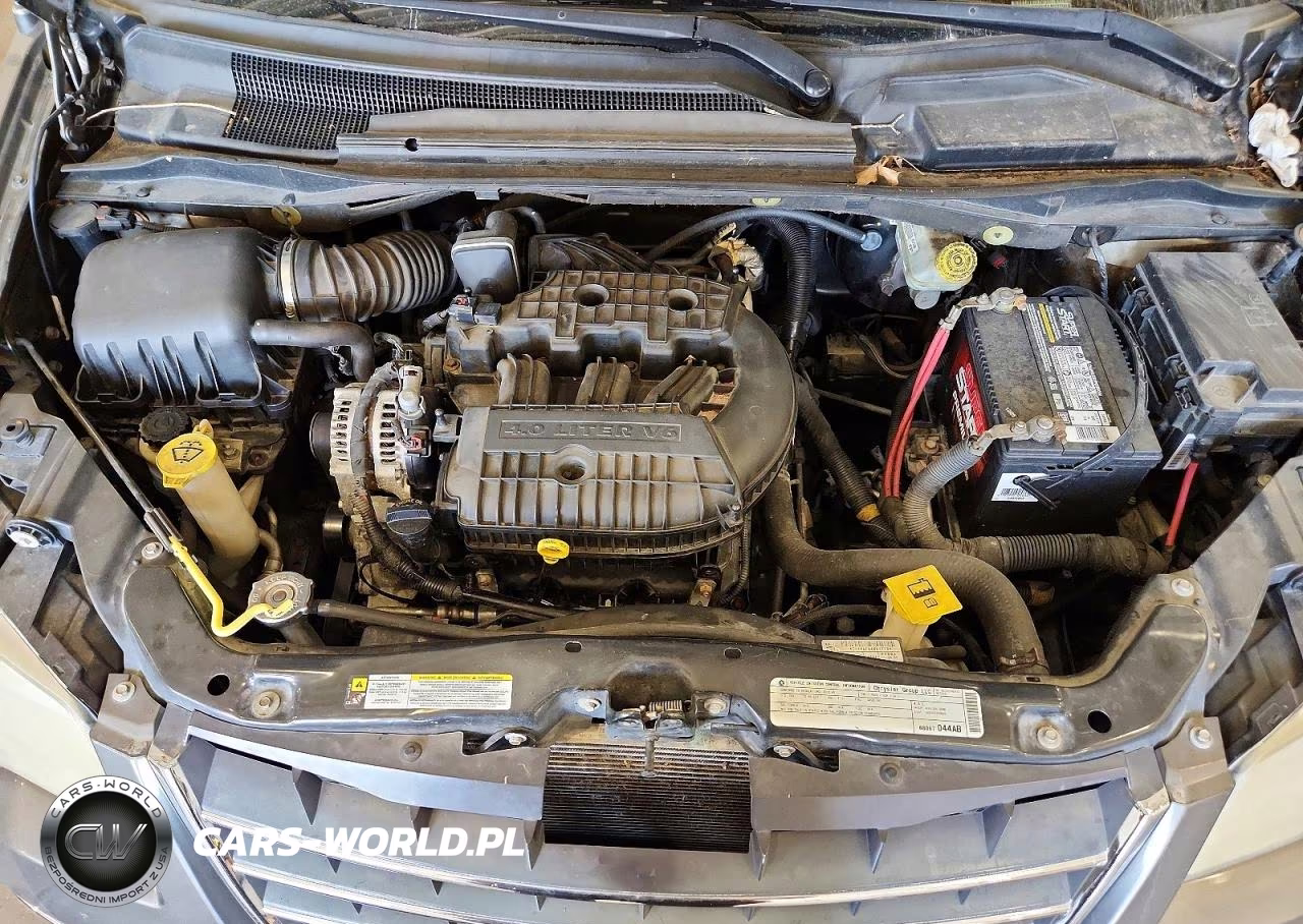 2010 Chrysler Town & Country Limited VIN:2A4RR6DX8AR239966 - 12