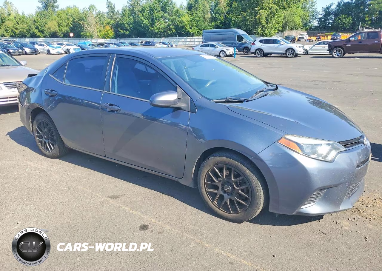 2016 Toyota Corolla Le VIN:2T1BURHE6GC502335 - 4