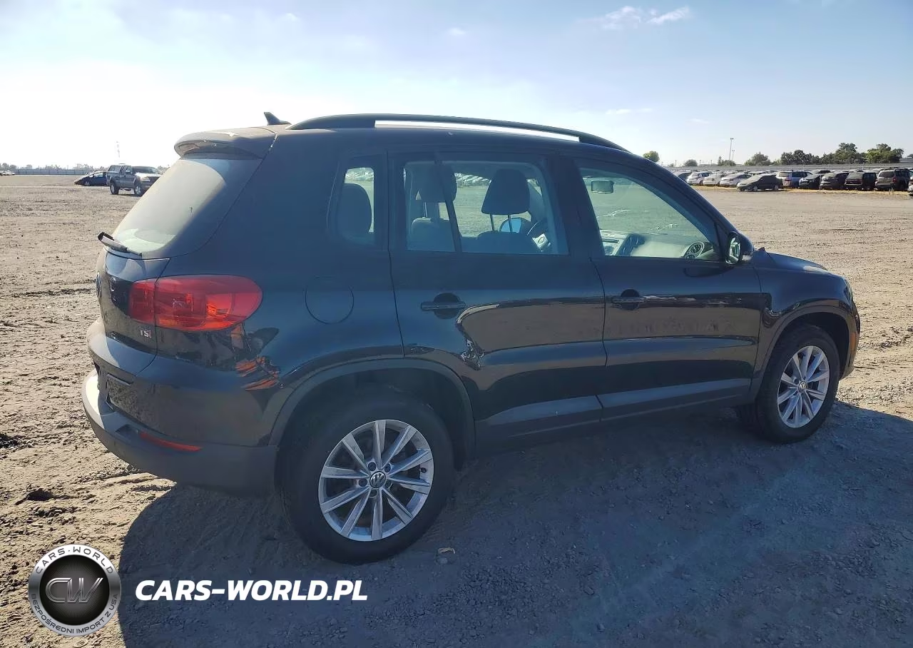 2017 Volkswagen Tiguan S VIN:WVGAV7AX4HK044069 - 3