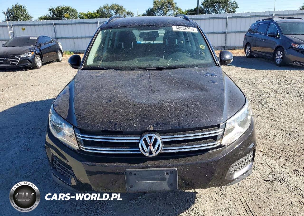 2017 Volkswagen Tiguan S VIN:WVGAV7AX4HK044069 - 5