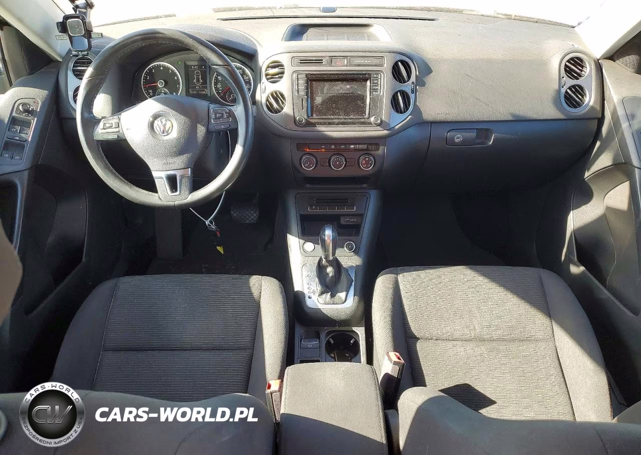 2017 Volkswagen Tiguan S VIN:WVGAV7AX4HK044069 - 8