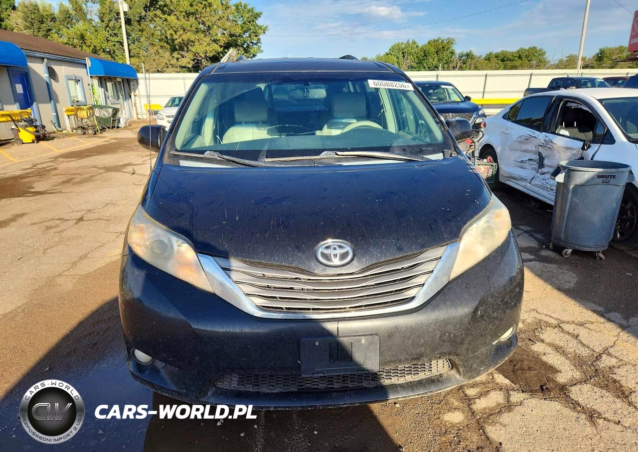 2013 Toyota Sienna Xle 8-Passenger VIN:5TDYK3DC9DS366030 - 5