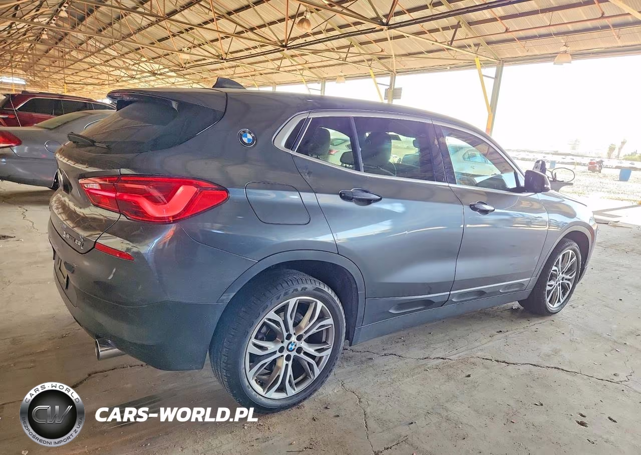 2018 BMW X2 Sdrive28I VIN:WBXYJ3C38JEB38029 - 3
