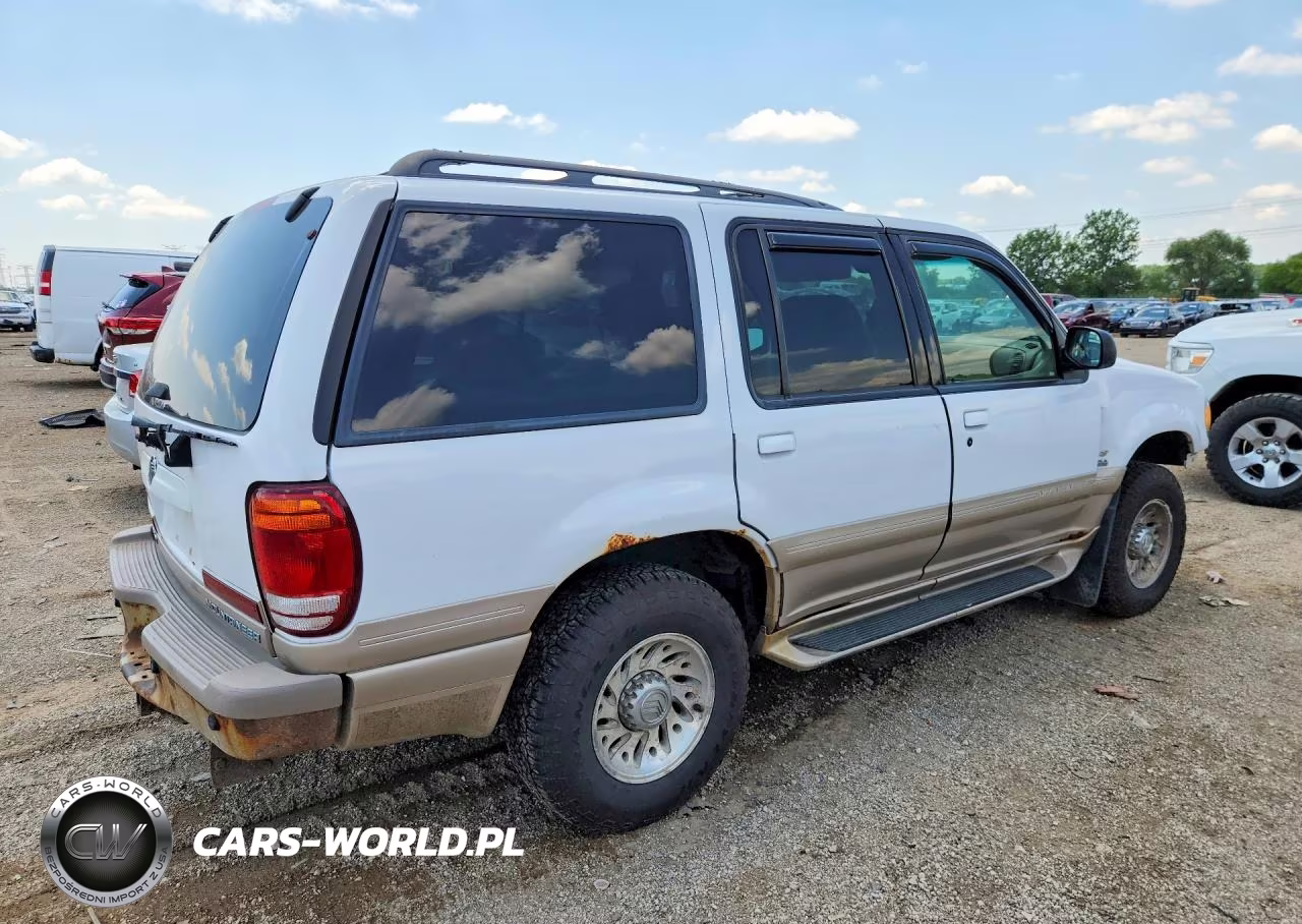 2000 Mercury Mountaineer VIN:4M2DU86P5YUJ32355 - 3
