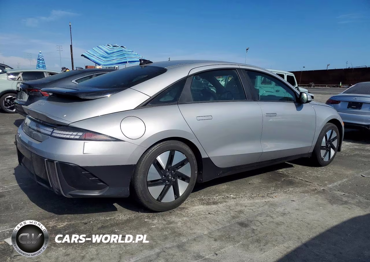 2024 Hyundai Ioniq 6 Se VIN:KMHM24AB0RA058213 - 3