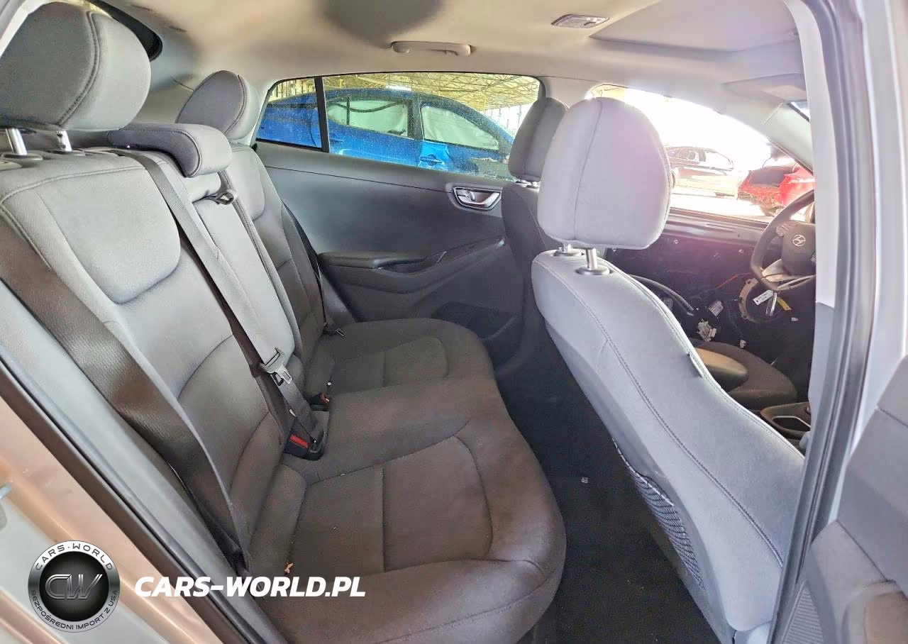2020 Hyundai Ioniq Sel VIN:KMHC85LC3LU213347 - 10