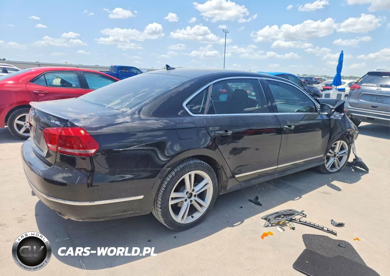 2012 Volkswagen Passat Sel VIN:1VWCM7A39CC096231 - 3