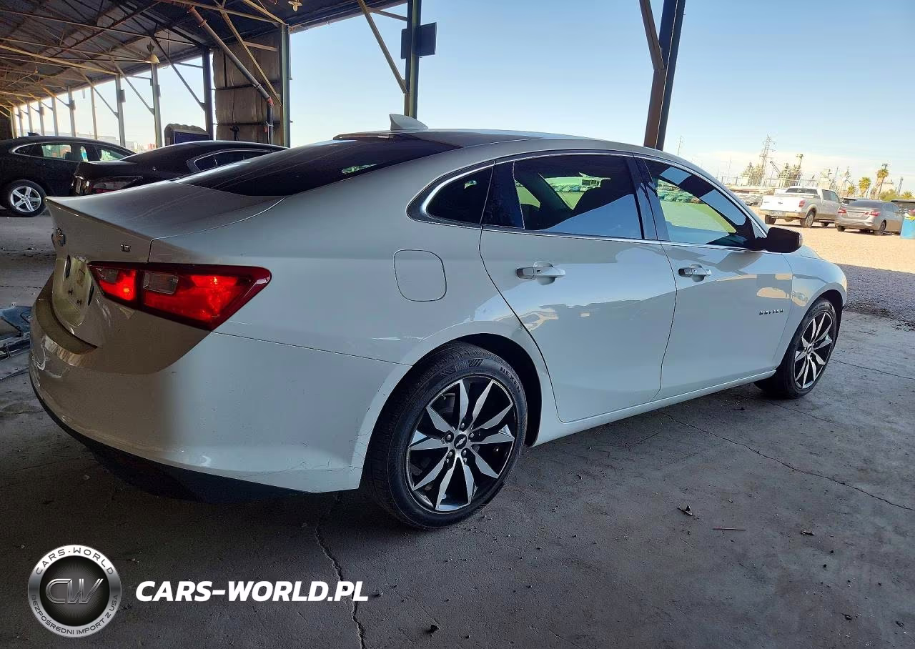 2018 Chevrolet Malibu Lt VIN:1G1ZD5ST8JF281584 - 3