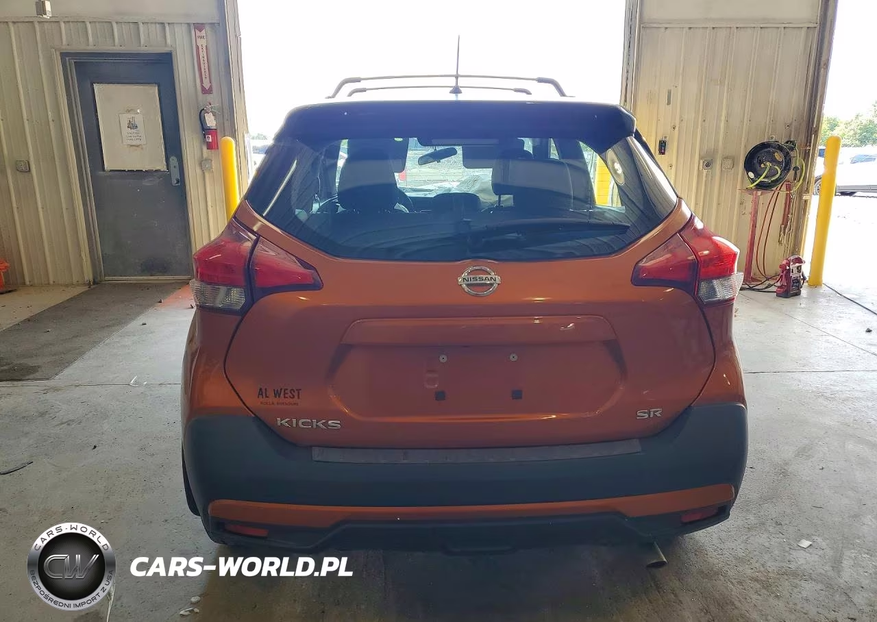 2019 Nissan Kicks Sr VIN:3N1CP5CU7KL566735 - 6