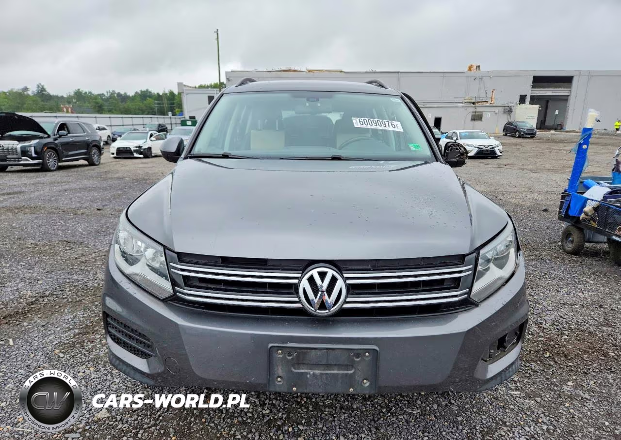 2016 Volkswagen Tiguan S VIN:WVGAV7AX3GW031286 - 5
