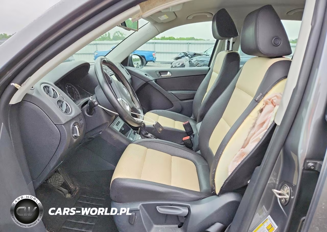 2016 Volkswagen Tiguan S VIN:WVGAV7AX3GW031286 - 7