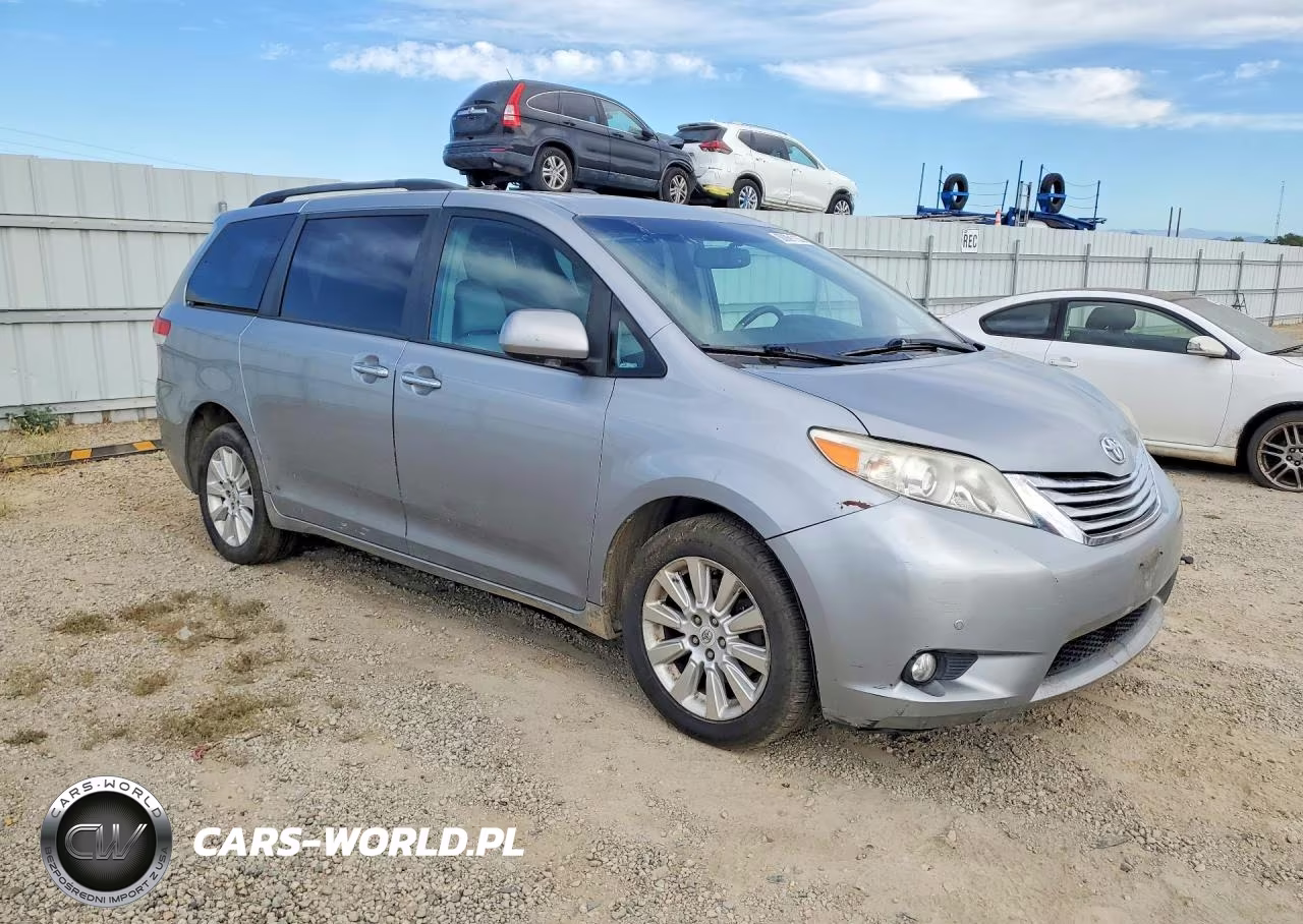 2011 Toyota Sienna Limited 7-Passenger VIN:5TDDK3DC5BS026448 - 4