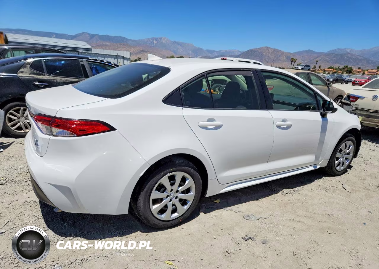 2026 Toyota Corolla Hybrid Le VIN:JTDBCMFE2T3148437 - 3