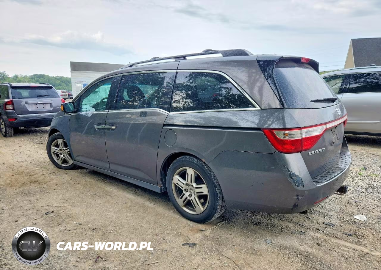 2011 Honda Odyssey Touring VIN:5FNRL5H9XBB049161 - 2
