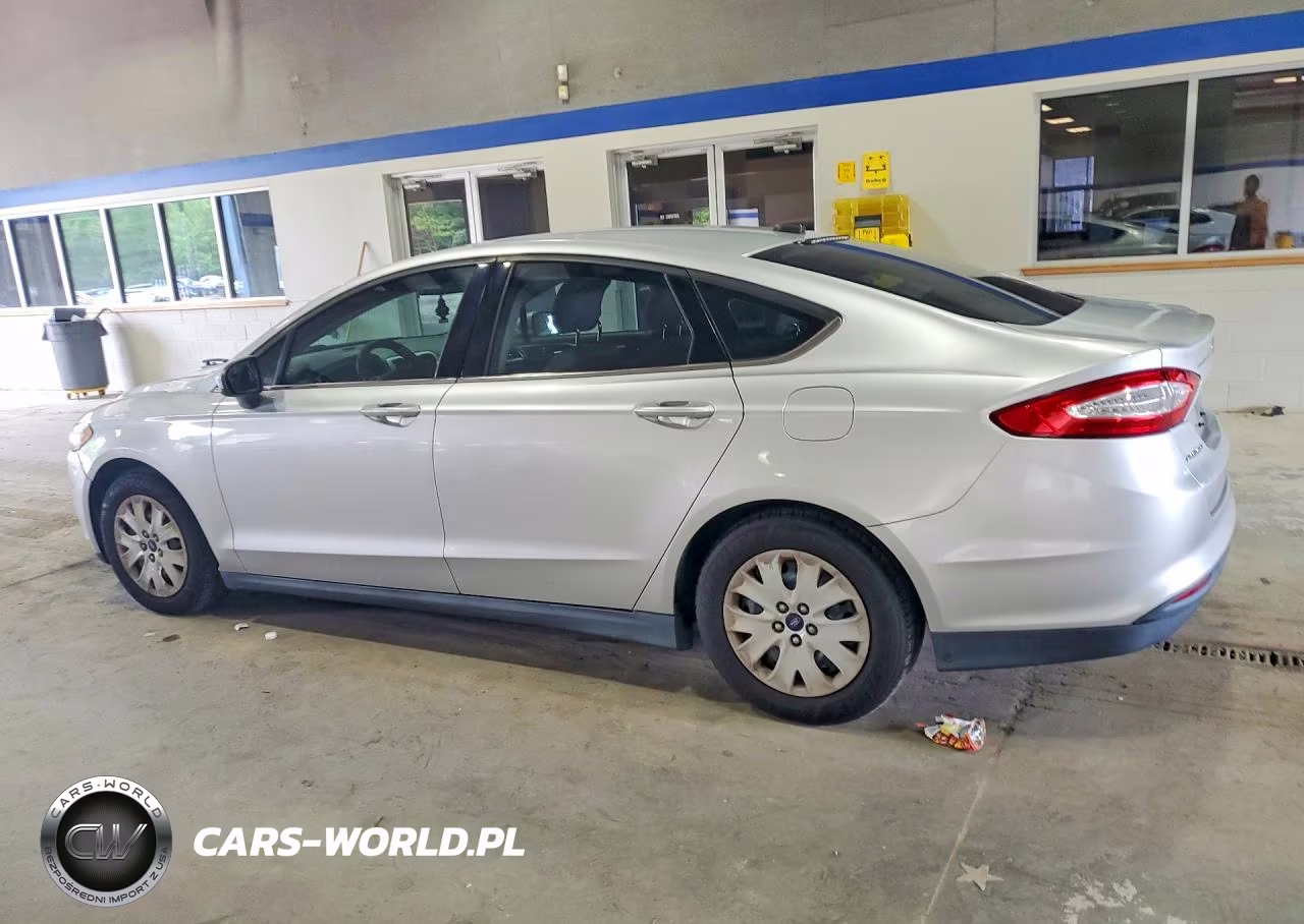 2013 Ford Fusion S VIN:3FA6P0G74DR383610 - 2