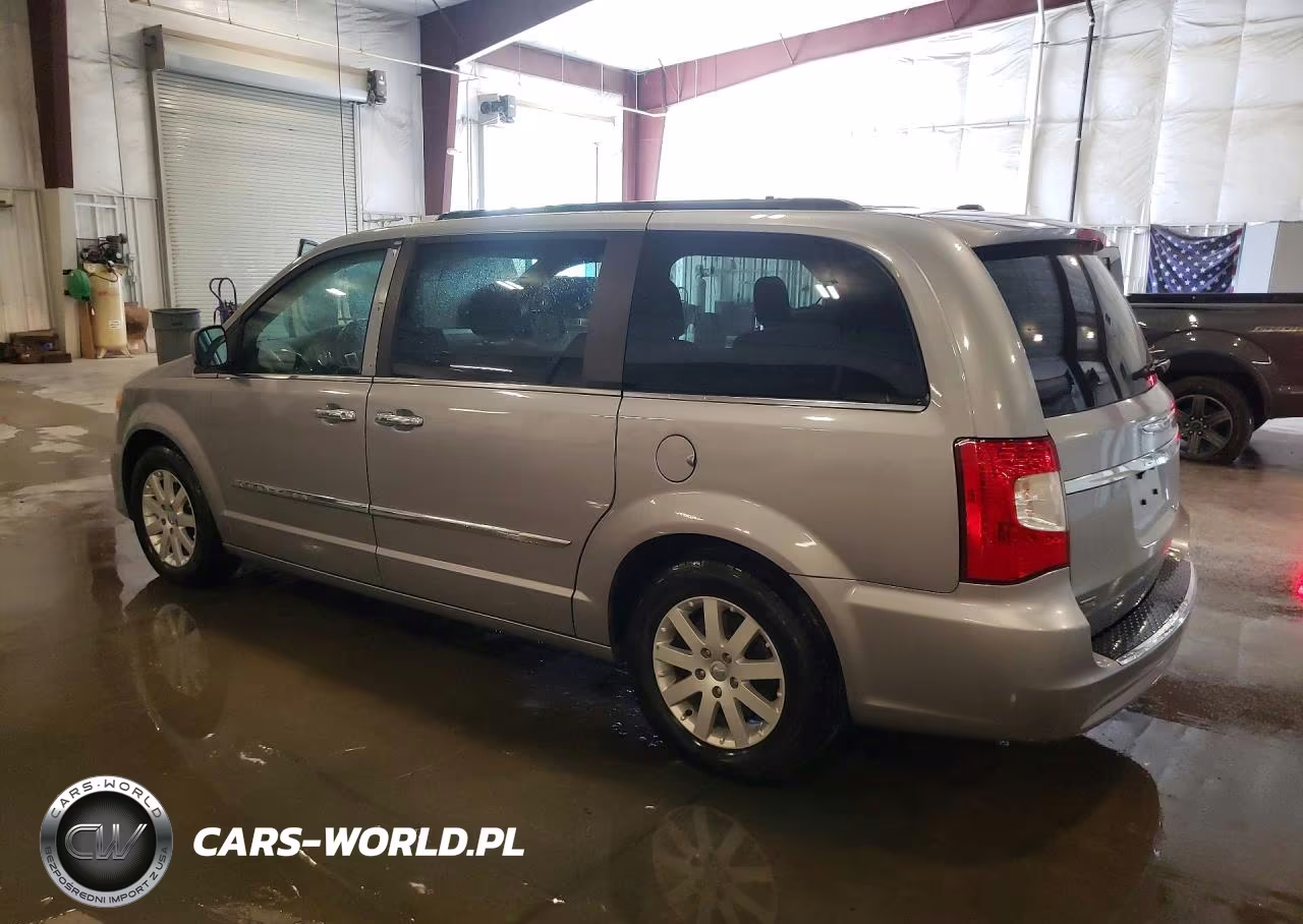 2015 Chrysler Town & Country Touring VIN:2C4RC1BG1FR636701 - 2