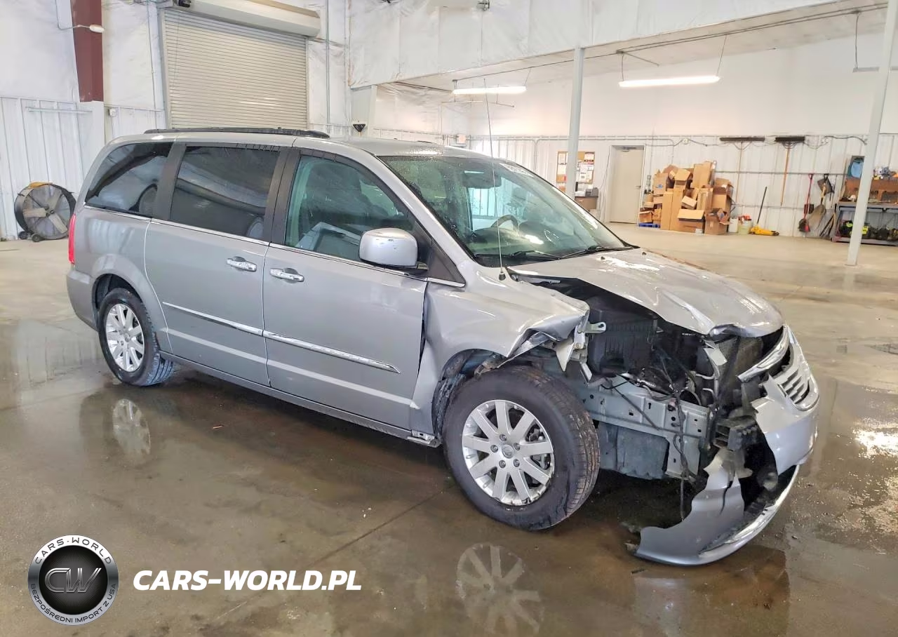2015 Chrysler Town & Country Touring VIN:2C4RC1BG1FR636701 - 4