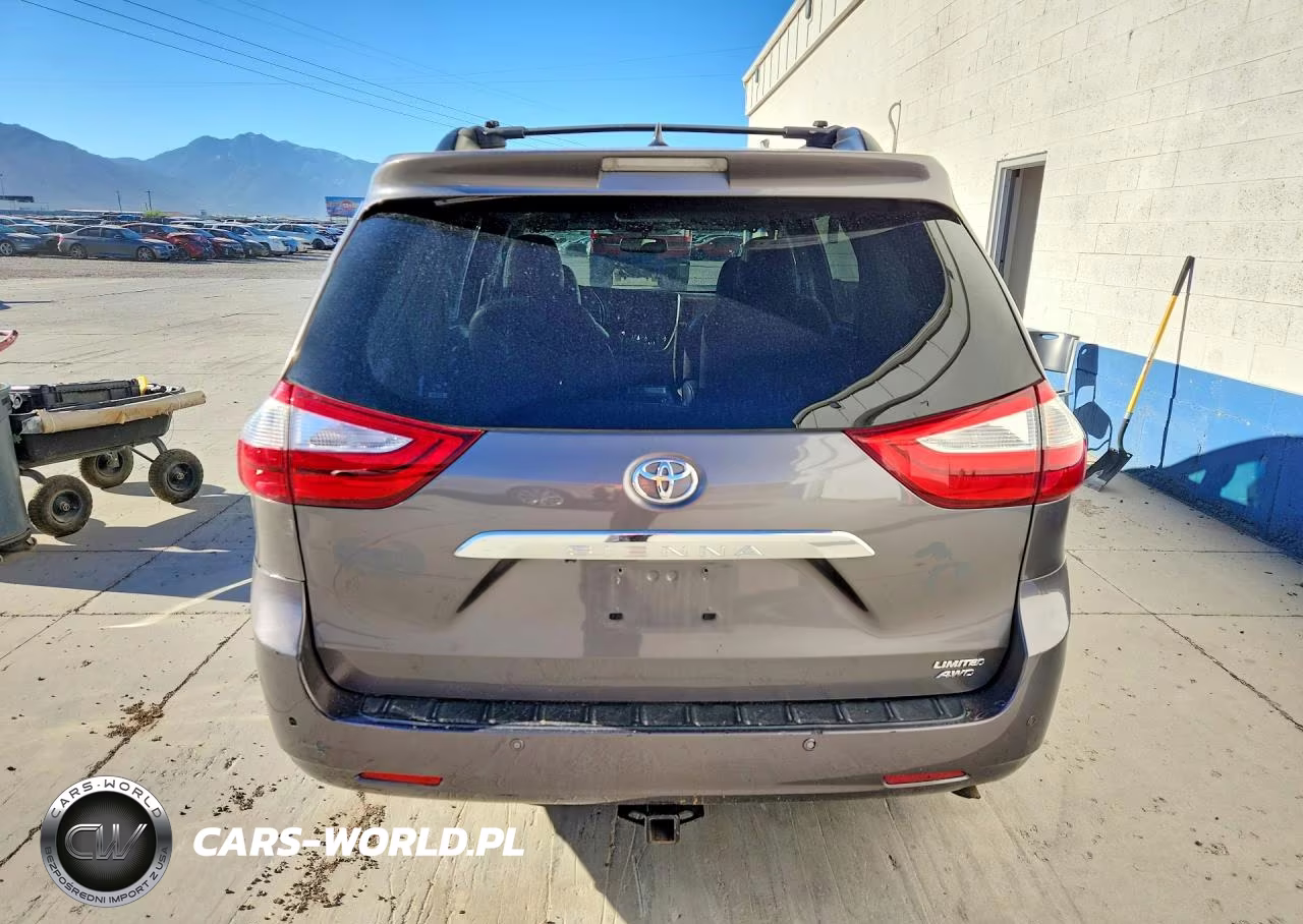 2017 Toyota Sienna Limited 7-Passenger VIN:5TDDZ3DC5HS158727 - 6