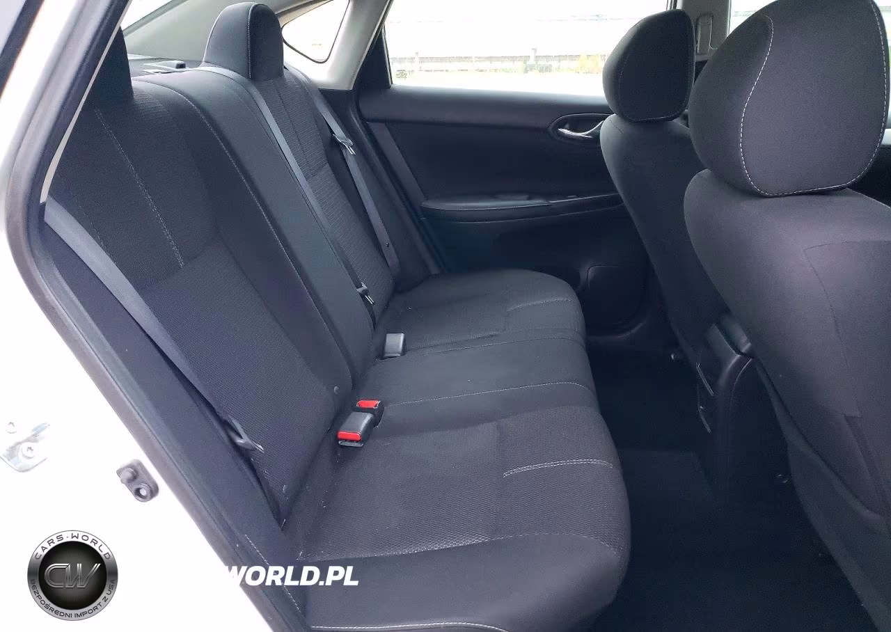 2018 Nissan Sentra S VIN:3N1AB7AP7JY247559 - 10