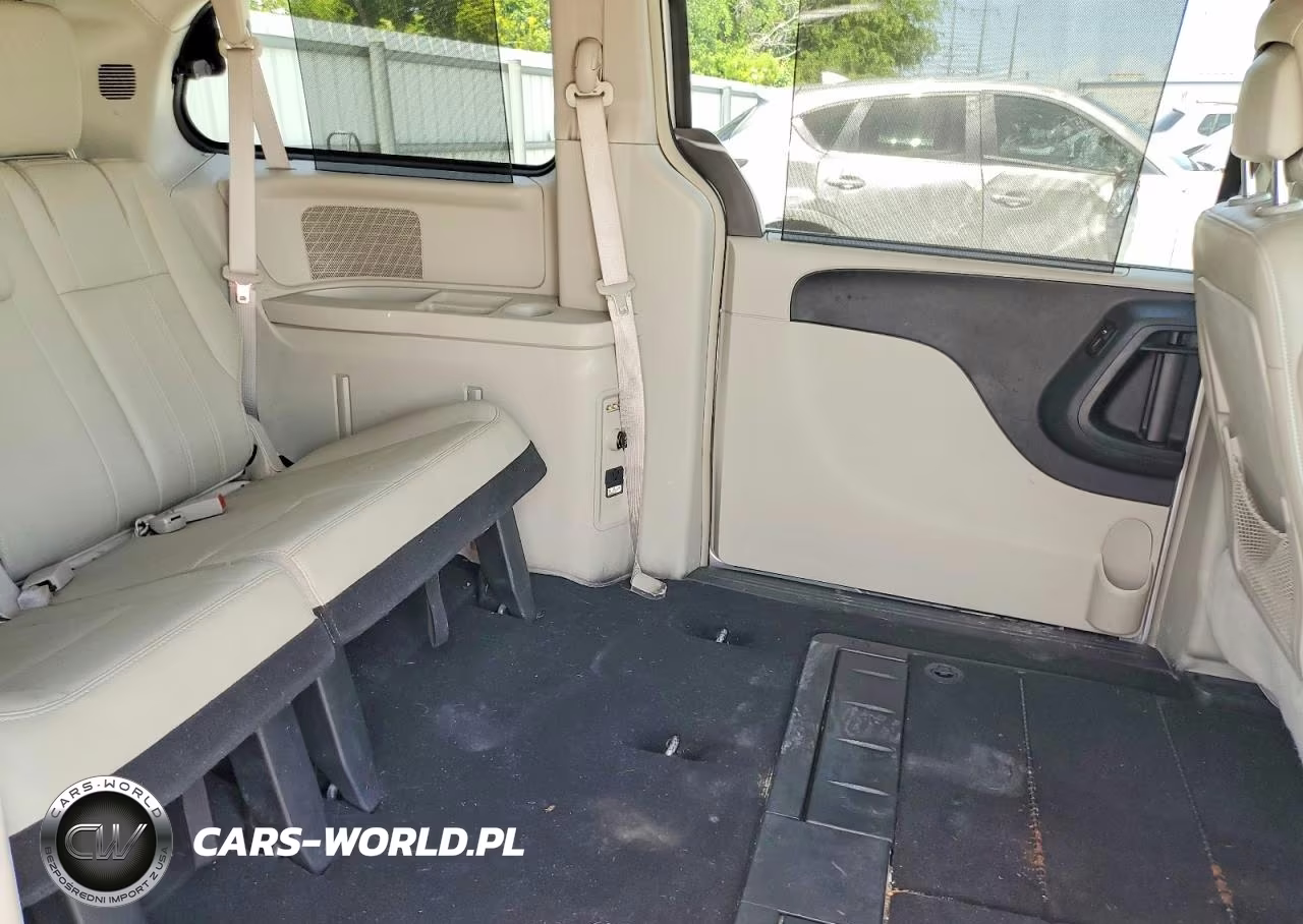 2012 Chrysler Town & Country Touring L VIN:2C4RC1CG6CR199563 - 11