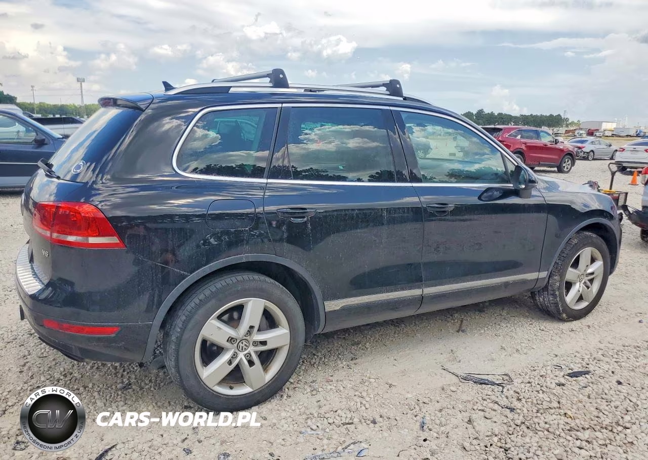 2013 Volkswagen Touareg V6 VIN:WVGEF9BP7DD002454 - 3