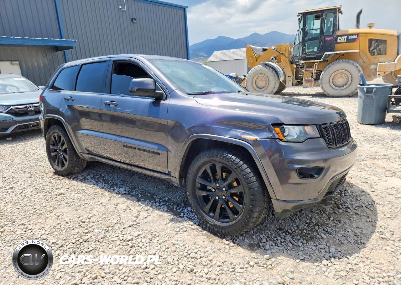 2019 Jeep Grand Cherokee Laredo VIN:1C4RJFAGXKC532442 - 4